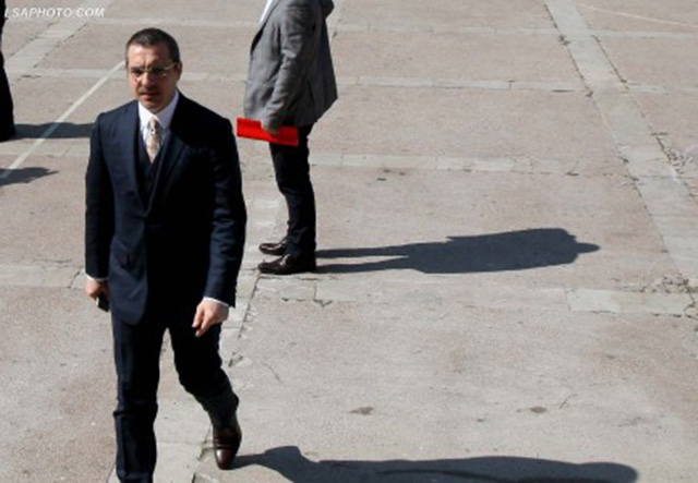 FOTO/ Konfirmohet kthimi i Saimir Tahir në Shqipëri pas dy ditësh qëndrim në Gjermani