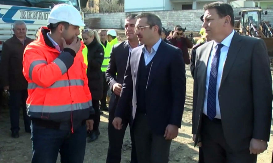 Përse hesht Saimir Tahiri? – Heshtja nuk mbron as ish-ministrin, as PS