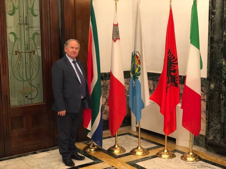 EMRI & FOTO GALERI/ Afrika e Jugut me konsull në Shqipëri