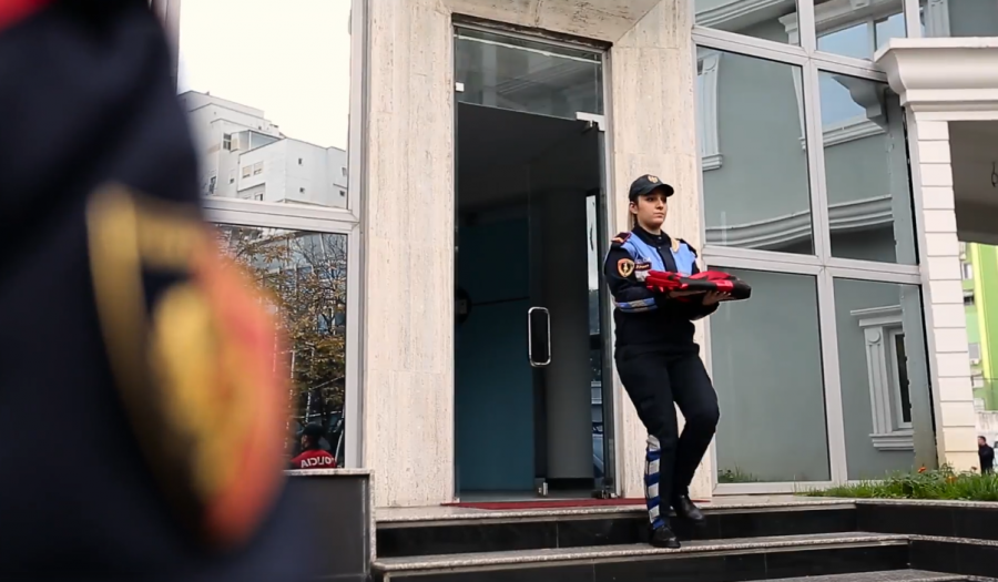 VIDEOLAJM/ Festa e Flamurit, 28 Nëntori nis ndryshe për Policinë e Shtetit