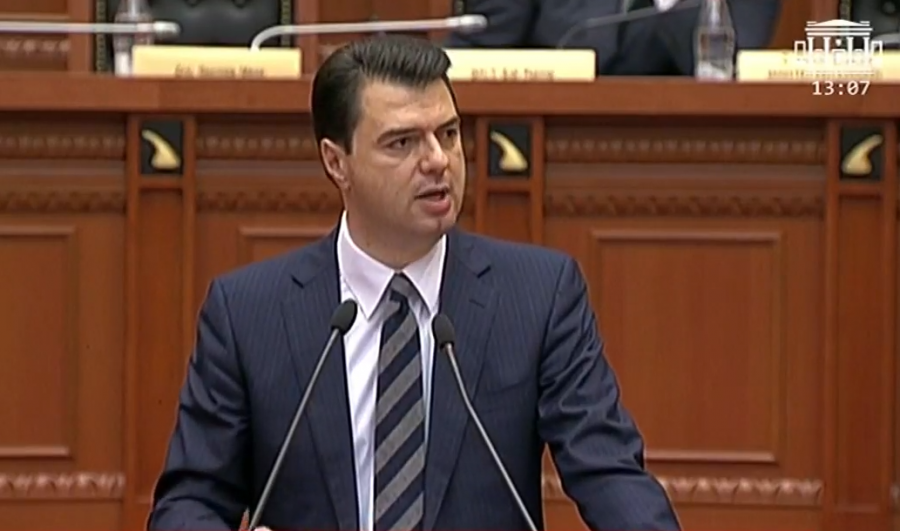 VIDEO/ Basha: Rama-Xhafaj kapin 130 gr drogë, Greqia kap 1.6 ton drogë se nuk përfshihet në operacion policia shqiptare