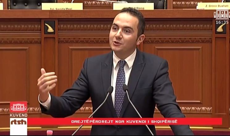 Salianji i shqetësuar për fëmijët: Rama e mbajti 7 minuta në gojë “palikarin”