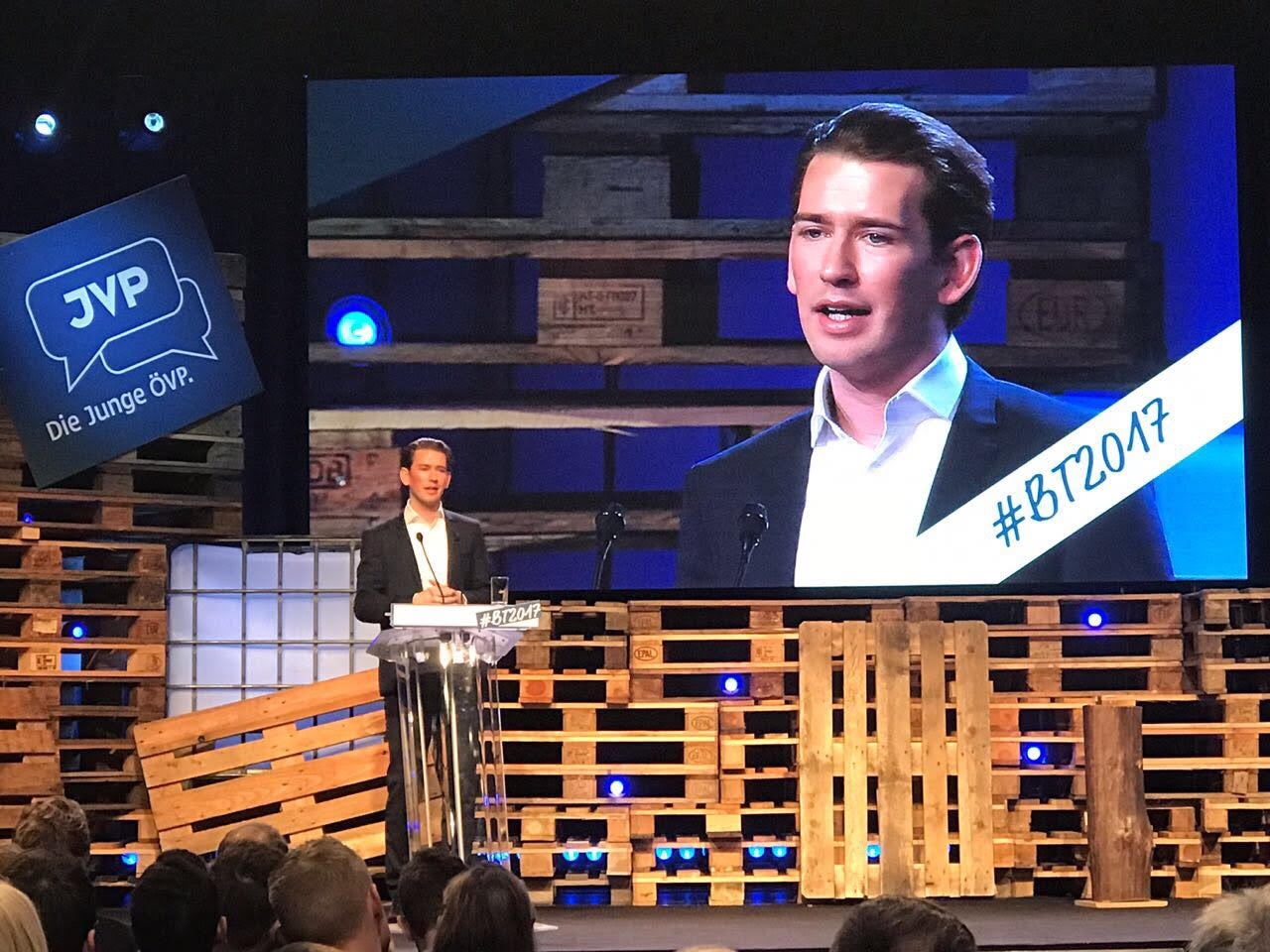 Kreu i FRPD, Belind Këlliçi takon kryeministrin e Austrisë Sebastian Kurz, merr mbështetje për Shqipërinë