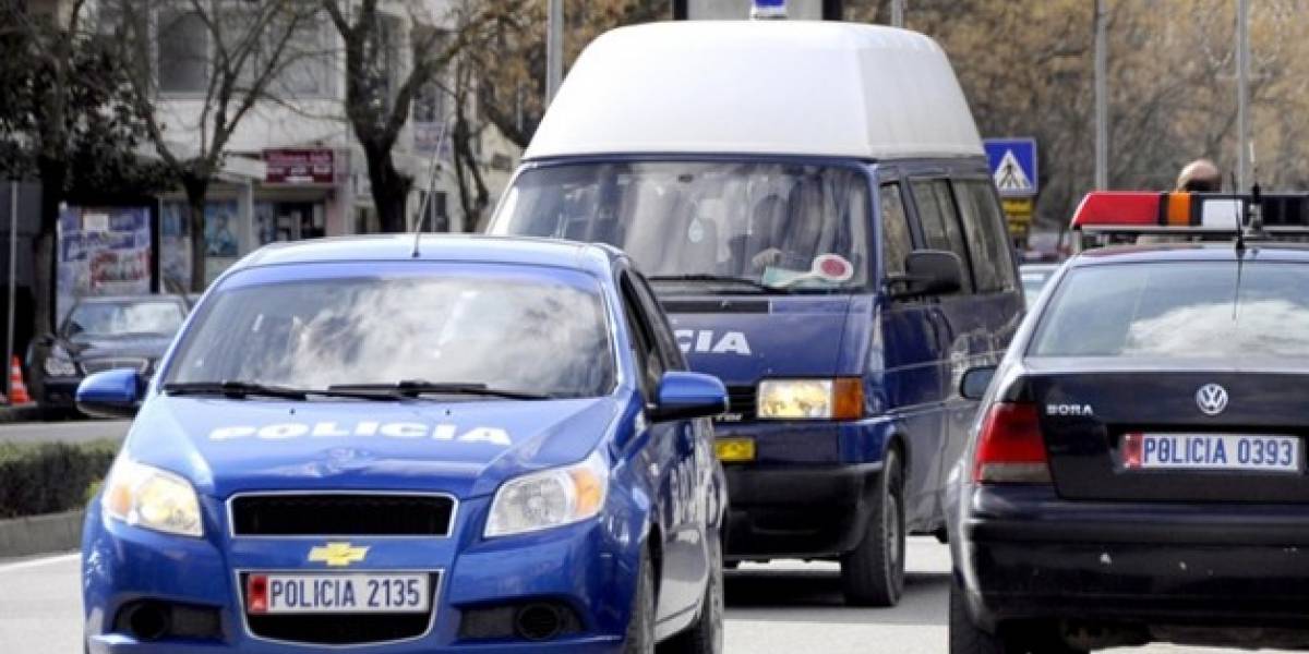 Kruja “zgjohet” nga një shpërthim eksplozivi, dëmtohet një dyqan