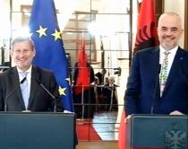 Rama kërkon hapjen e negociatave, Hahn: Duhen fakte e prova, jo thashetheme