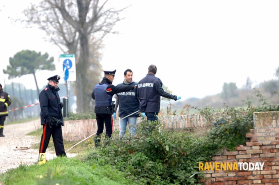 FOTO/ Ravena pushtohet nga droga shqiptare, grupet përplasen me armë, ja sa ton u sekuestruan