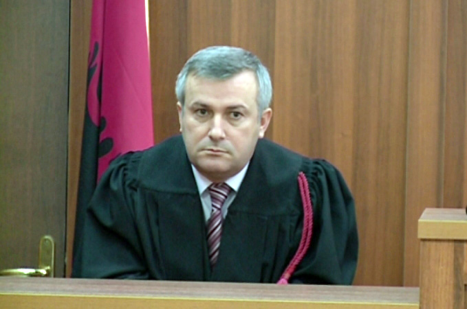 PRAPASKENA/ Prokuroria e arrestoi gjyqtarin Shkëlqim Miri sepse kishte frikë se…