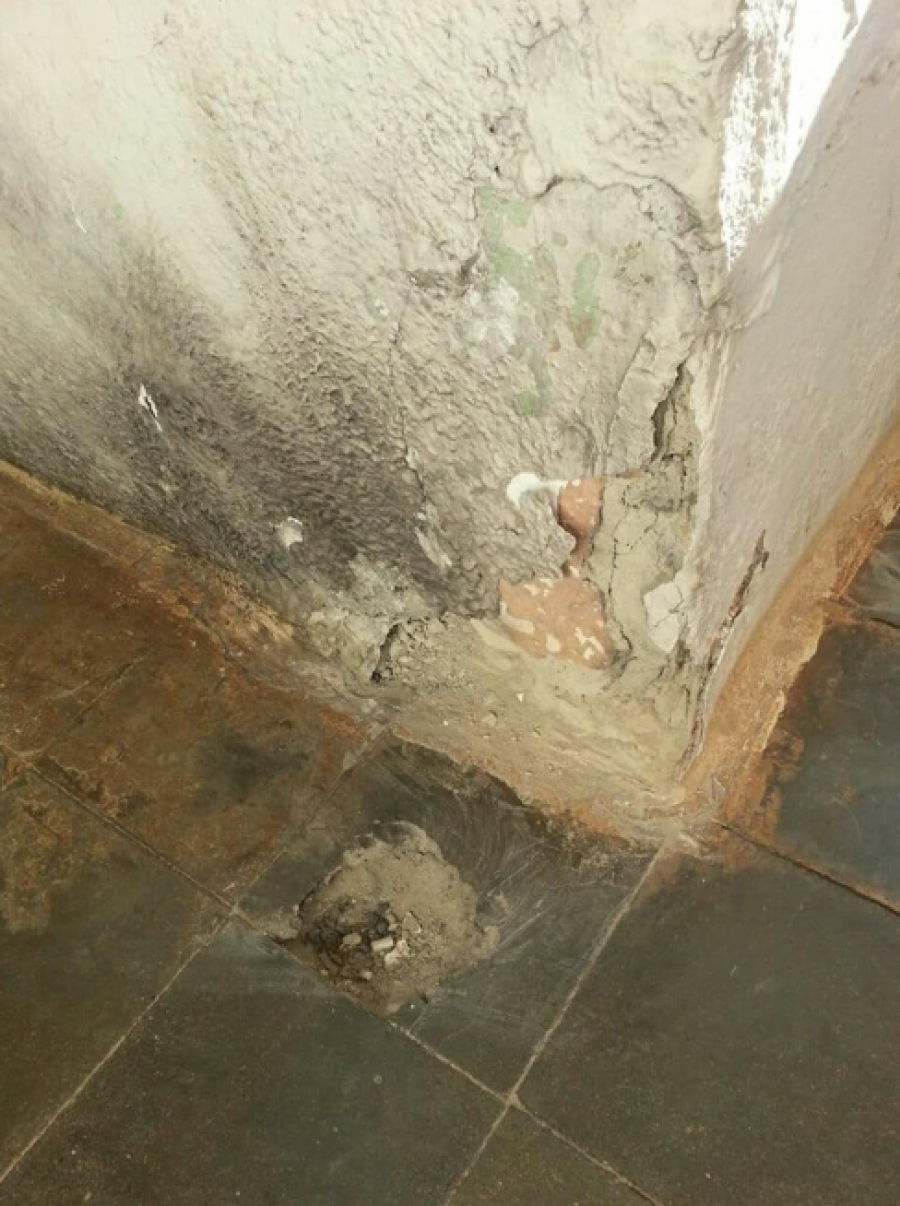 FOTO GALERI/ Burrel, ja dëmet e shpërthimit te shtëpia e kryebashkiakut