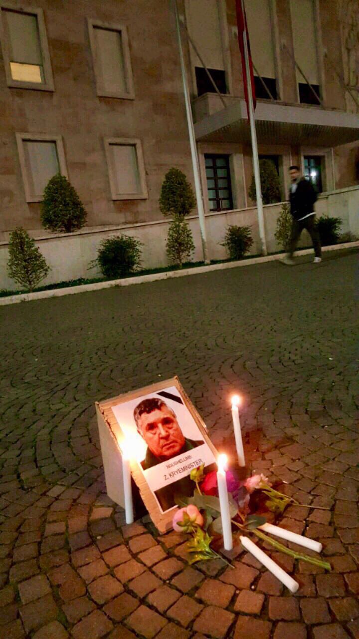 FOTO GALERI/ FRPD ngushëllon Edi Ramën për vdekjen e Toto Riina-s