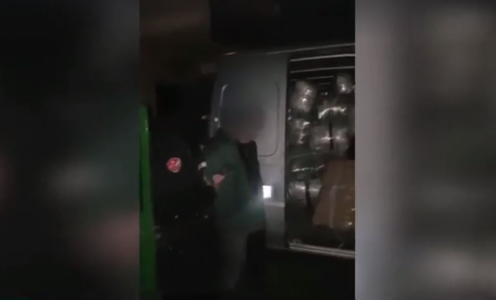 DETAJE/ Droga e Vilunit, vëllai i zëvendëskomandantit të kufirit i nxori pistoletën kolegëve policë