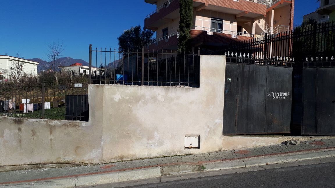 FOTO/ Djali e masakroi me çekiç, Fejzi Aliaj e kishte nxjerë shtëpinë në shitje për arsye ekonomike