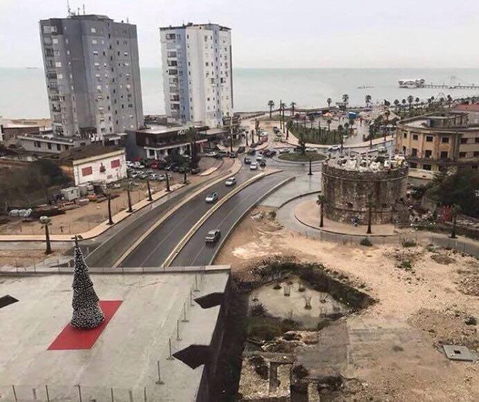 FOTO GALERI/ Përmbytjet në Durrës, Bylykbashi: Abuzuesi Dako nuk investoi për pastrimin e kanaleve, hapi rezervuarët e përmbyti fshatrat në shtratin e Erzenit