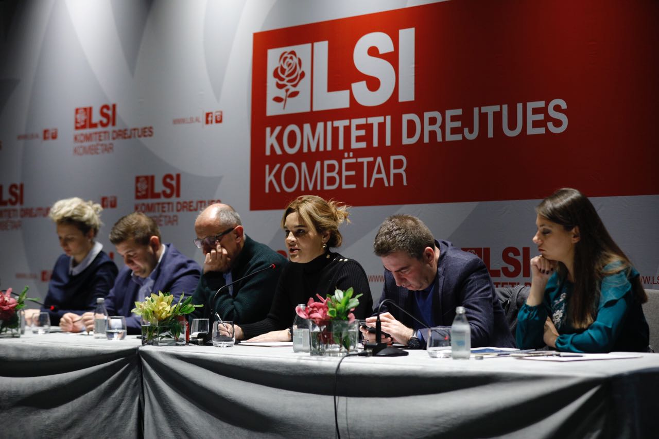 PROTESTA/ Ashpërsia e Kryemadhit: Nesër i tregojmë Ramës se i mbaroi koha, shqiptarët do e ndalin qeverinë e krimit