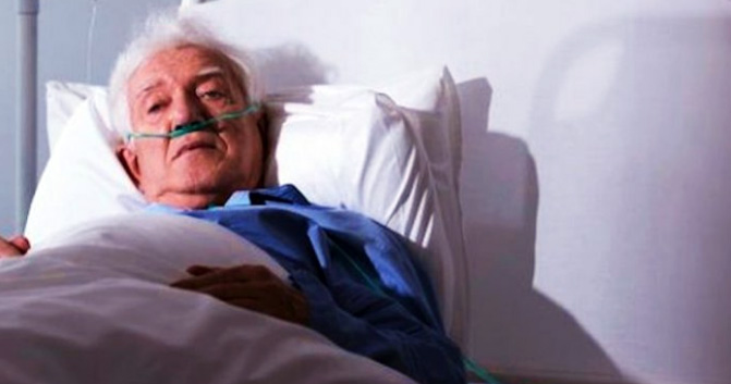 FOTO/ Agjenti i CIA-s, rrëfehet i penduar nga shtrati i vdekjes: Unë e vrava këngëtarin e famshëm