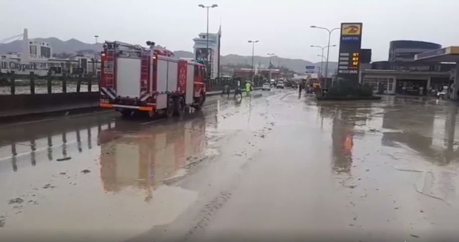 VIDEO GALERI/ Policia jep detaje: Ja situata e rrugëve që lidhin Tiranën me Durrësin e Rinasin