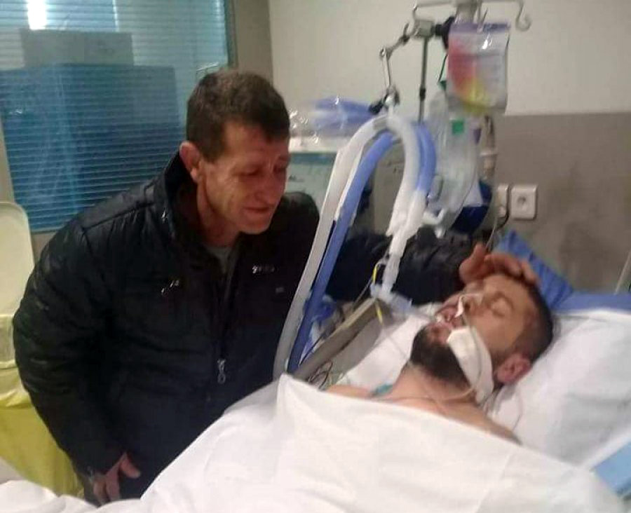 Francë, mjekët i heqin tubat, vdes i riu shqiptar