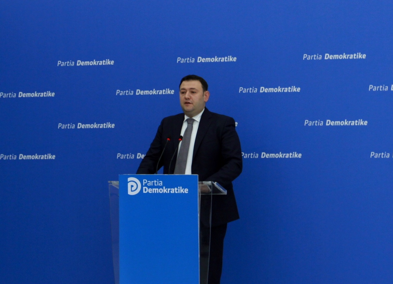 SKANDALI/ PD: Rama realizon Big Brother duke marrë nën kontroll çdo sistem elektronik buxhetor, AKSHI do i jepet me koncension Olsit