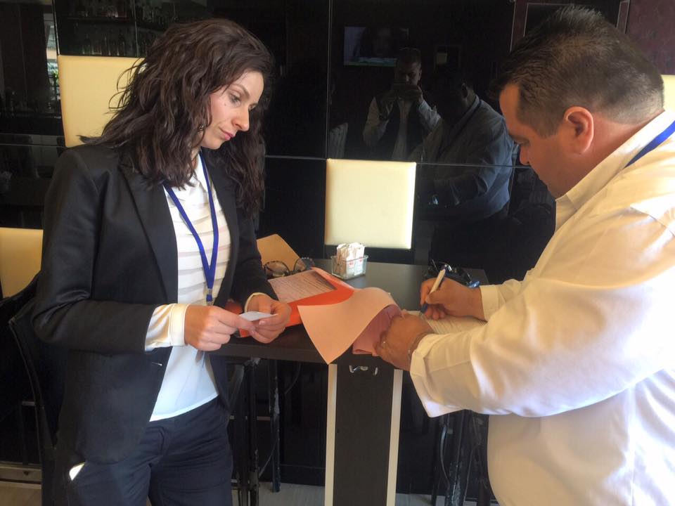 UNIKALE & FOTO GALERI/ Gjirokastër, të gjithë punonjësit e një institucioni, akuzohen masivisht për shpërdorim detyre