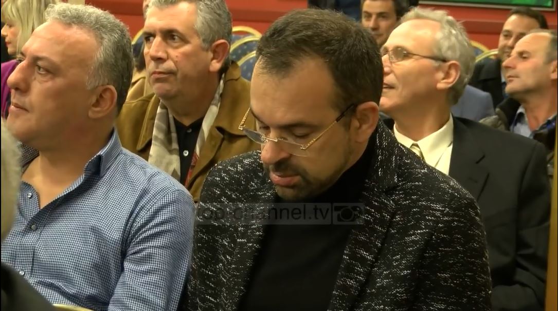 FOTO GALERI/ Olsi Rama, te “Partizani” drejtor, te “Dinamo” anëtar bordi i Shoqatës