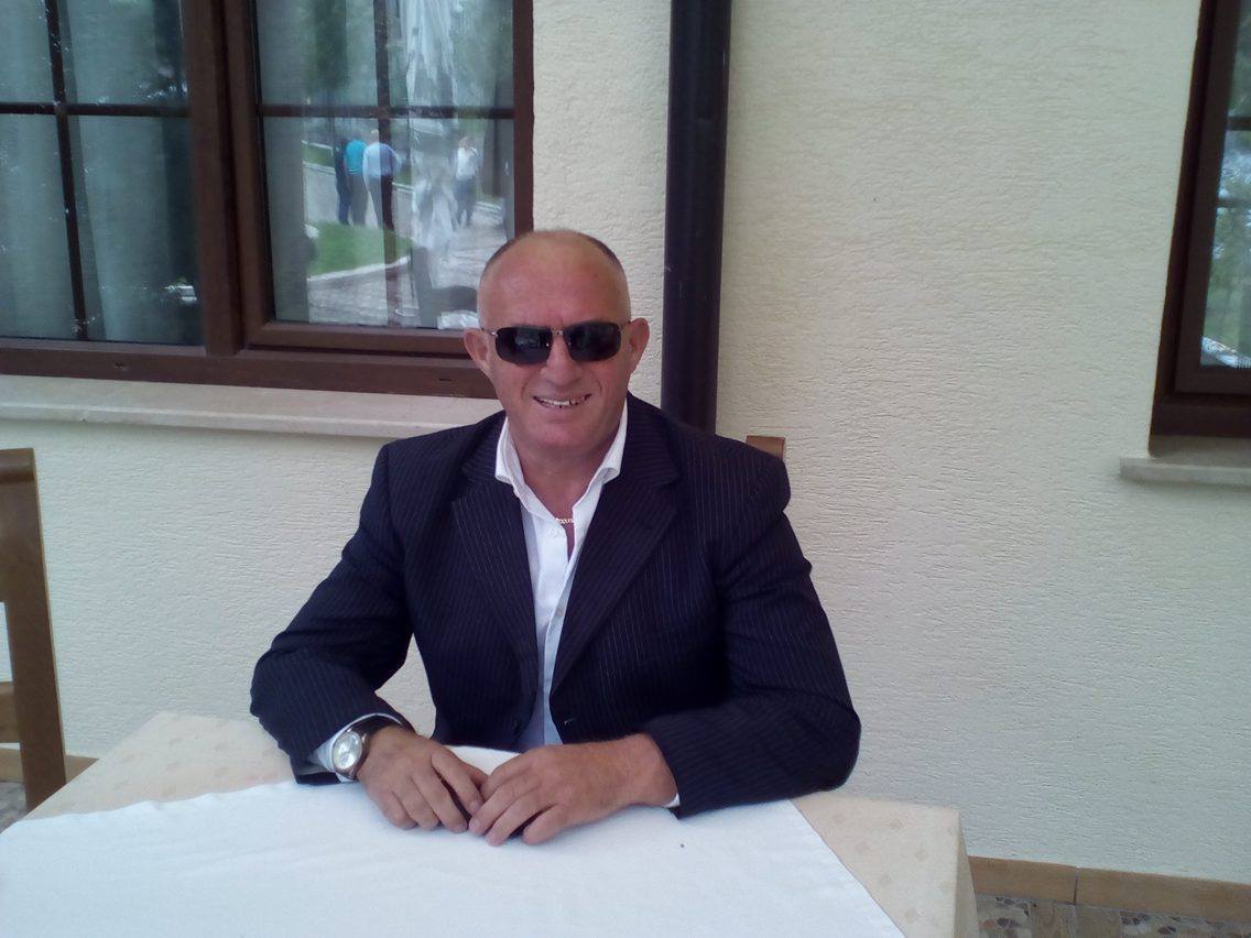 EMRI & FOTO/ Ndalohet në kufi ish-shefi i FNSH-së, ishte person në kërkim për një arsye absurde