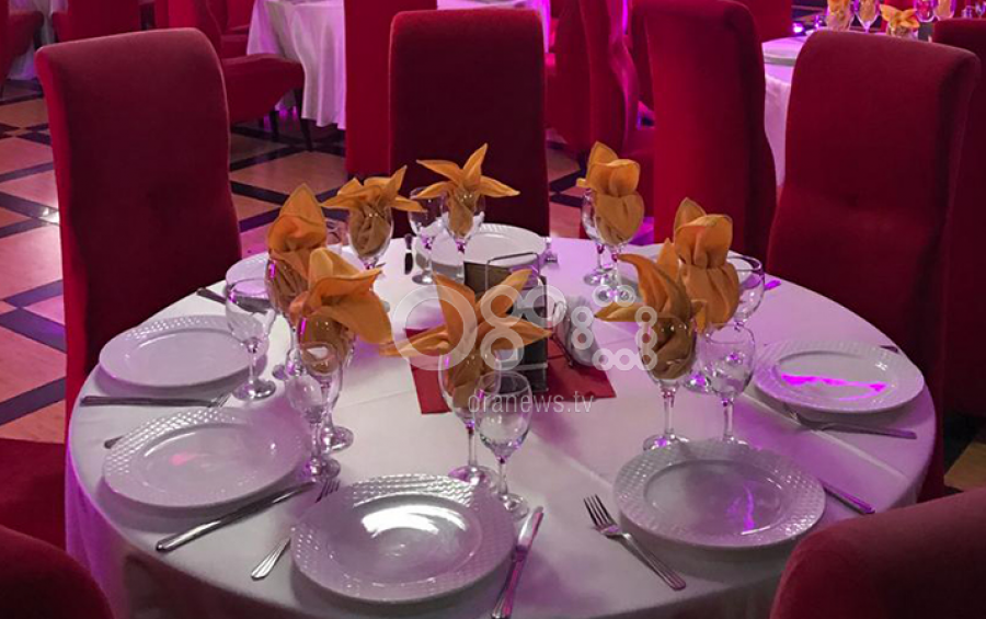 FOTO GALERI/ Para votimit për Kryeprokurorin, Rama relakson grupin e PS me festë luksoze