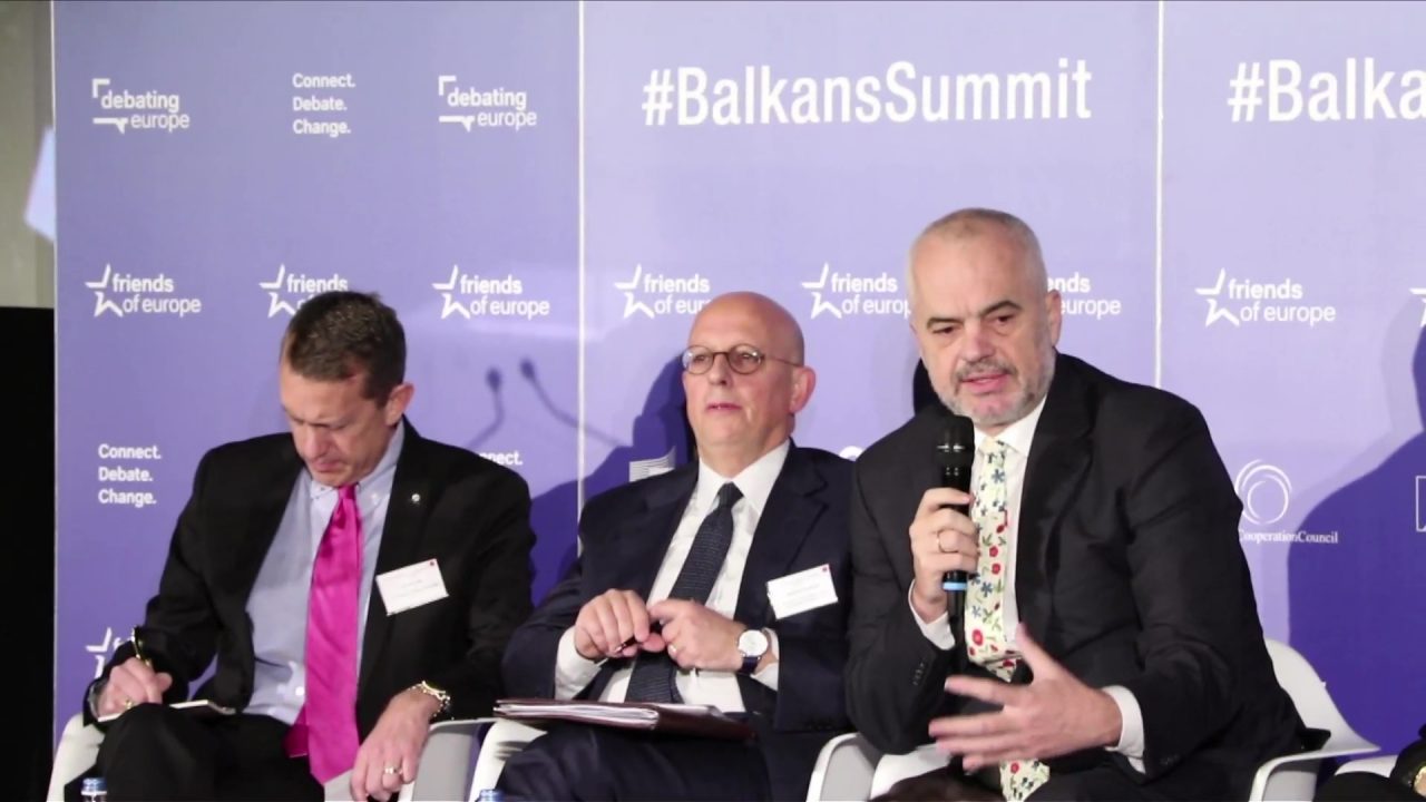 “Miqtë e Europës” kryqëzojnë Ramën, ai shmang komentin për Tahirin