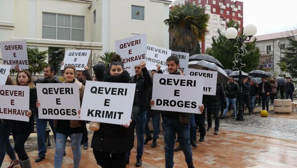 Policia dhunë ndaj protestuesve në Shkodër, Berisha paralajmëron Ramën…