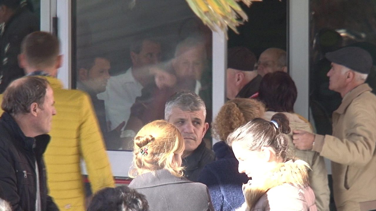 Një ditë pas dorëheqjes së mjekëve, fluks dhe kaos në urgjencën e QSUT