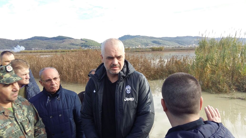 VIDEO/ Gjendja e Vjosës tmerron Edi Ramën, kryeministri shtrëngon dhëmbët se propagandën ja mori lumi