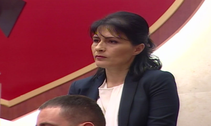 Mazhoranca i beson ‘frerët’ e Prokurorisë së Përgjithshme, por kush është Arta Marku?