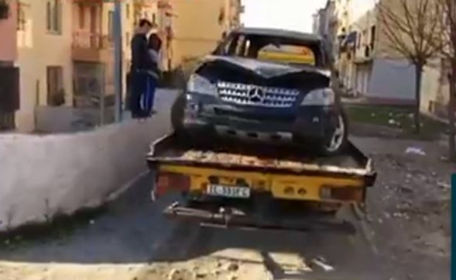 Atentati ndaj Çapjave vendos Elbasanin sërish ‘nën shtetrrethim’, ja Benz-i i djegur