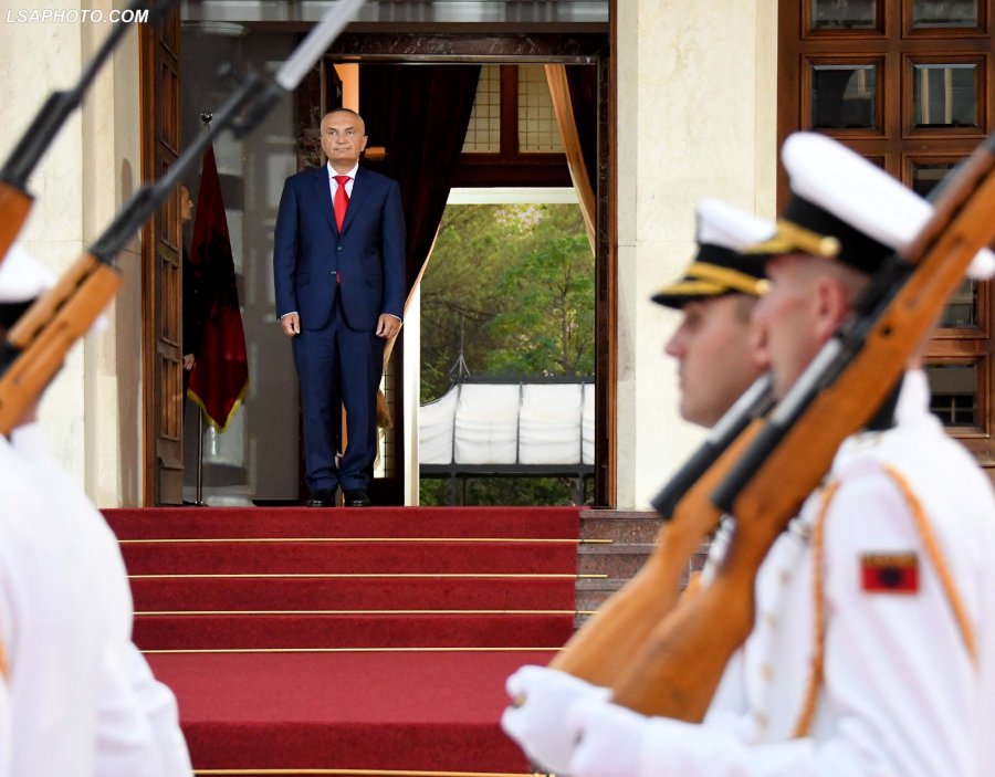 Ja mesazhi i Presidentit Ilir Meta me rastin e 105-Vjetorit të krijimit të Forcave të Armatosura të Shqipërisë