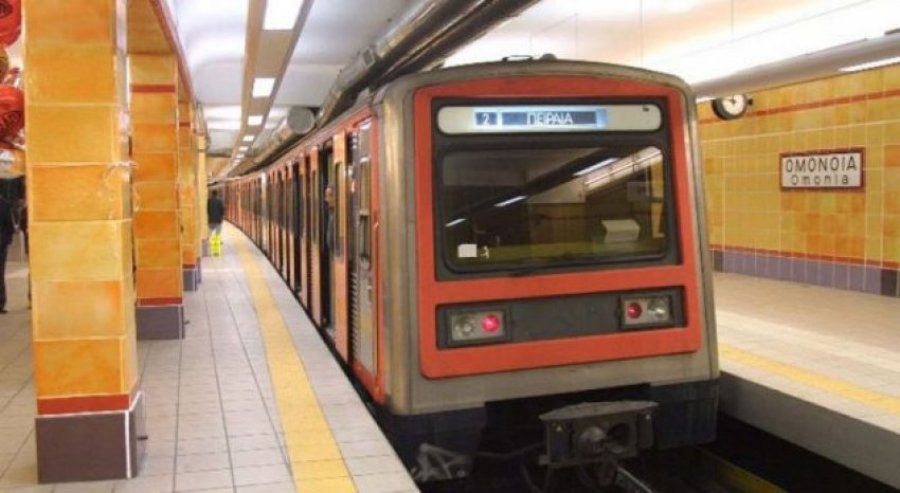 Tragjike, shqiptari i jep fund jetës duke u hedhur para trenit në Greqi