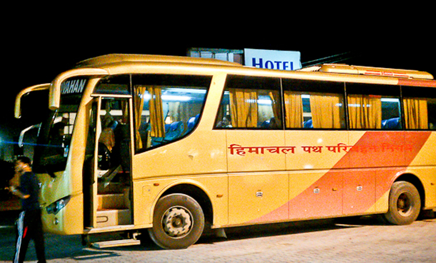 Arrestohet pasagjeri i autobusit, se i vinin erë çorapet