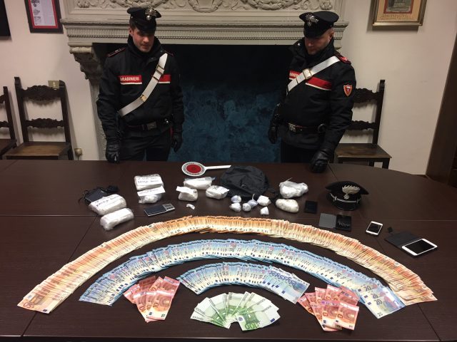 FOTO/ Itali, goditet baza shqiptare e kokainës, pranga 5 shqiptarëve