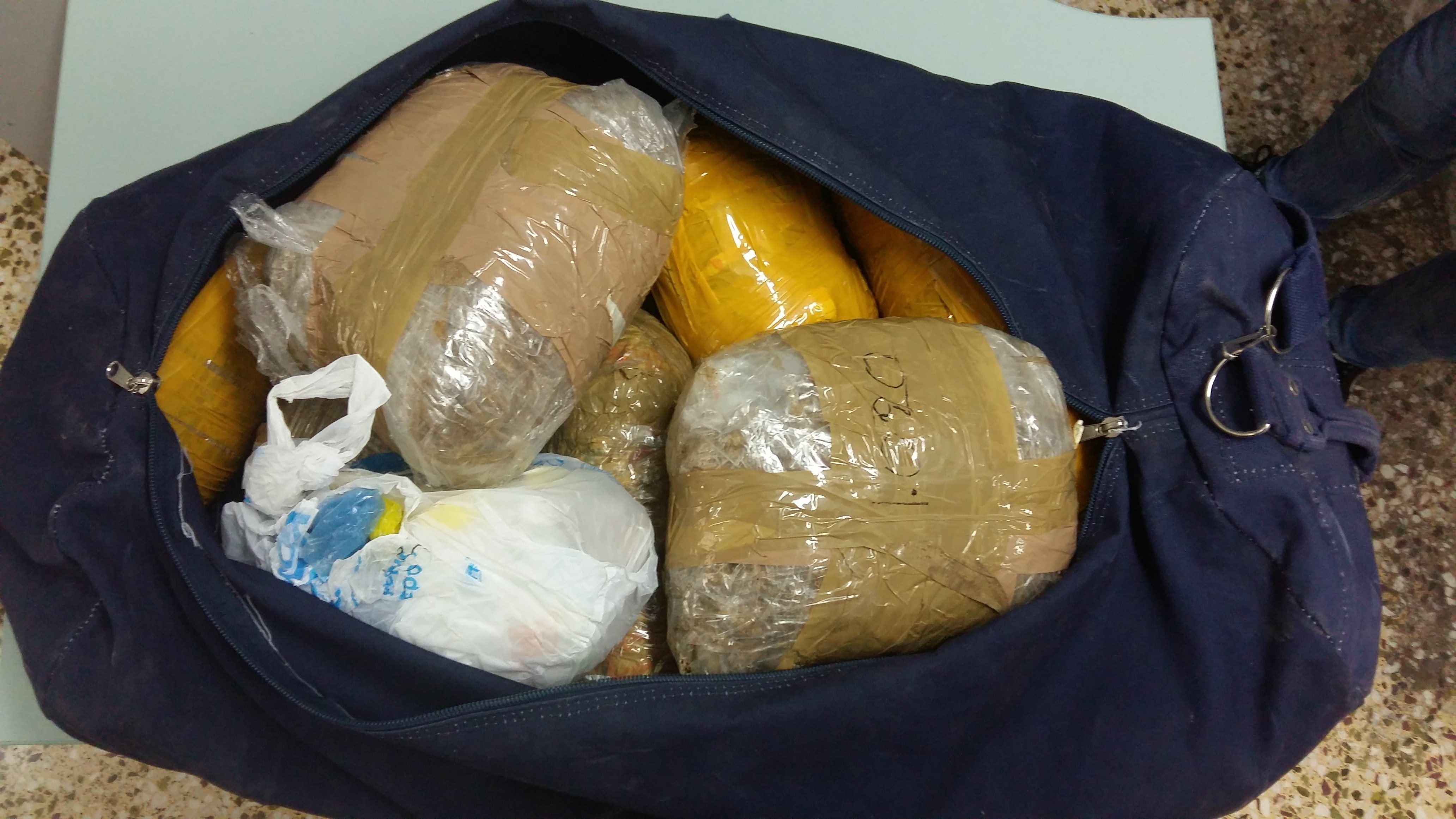 FOTO GALERI/ Greqi, goditet organizata e drejtuar nga shqiptari, 500 mijë euro trafik kanabisi dhe kokaine