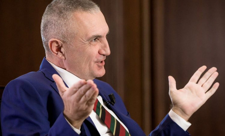 Cizmja e Monikës, Meta ka një koment për gruan e zemëruar