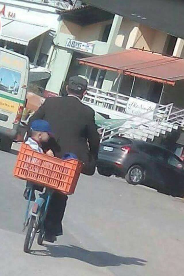 15 FOTO HUMORISTIKE/ Nga dashuria në kohën e kolerës, te vigjilja e vitit të Skënderbeut