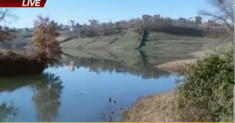 FOTO/ Pamjet nga përroi në Farkë ku djali hodhi trupin e pajetë të babait, ja dëshmia e tij