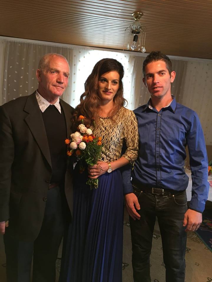 FOTO/ 28-vjeçari që masakroi babain martohej në janar me Manushaqen, dasmën e njoftonte Fejzi Aliaj me një postim në FB