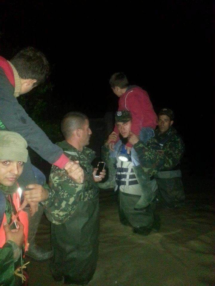 VIDEO/ Çahet argjinatura, Vjosa vërshon në fshatrat midis Vlorës dhe Fierit