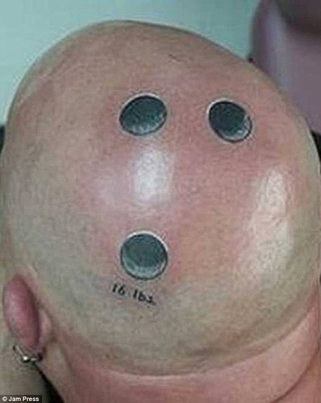 FOTO GALERI/ Pa flokë dhe pa tru