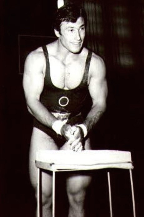 FOTO GALERI/ Historia e panjohur e legjendës Aleksandër Kondo, vjen premierë në një dokumentar televiziv