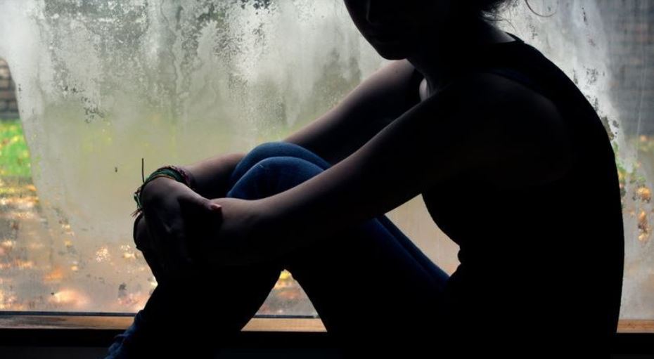 “Vajza jote 14 vjeçe ka kryer marrëdhënie seksuale me dëshirë” – Nëna godet gjyqtarin