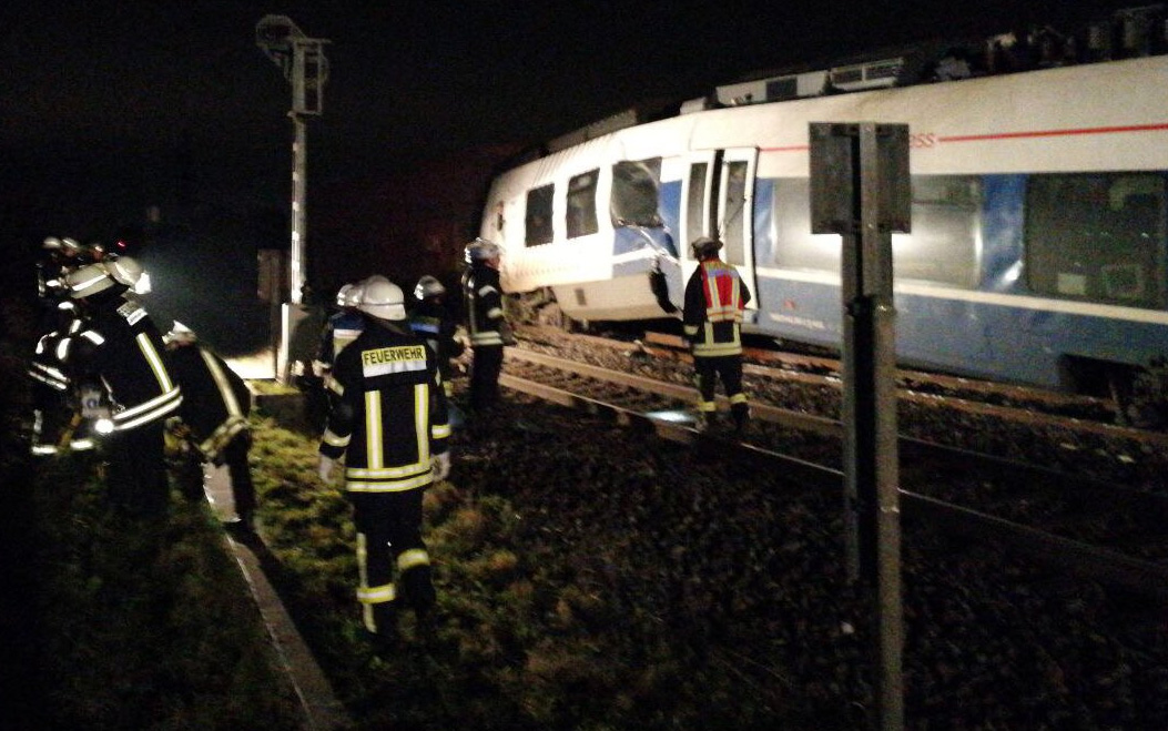 FOTO/ Gjermani, përplasen trenat, 50 të plagosur