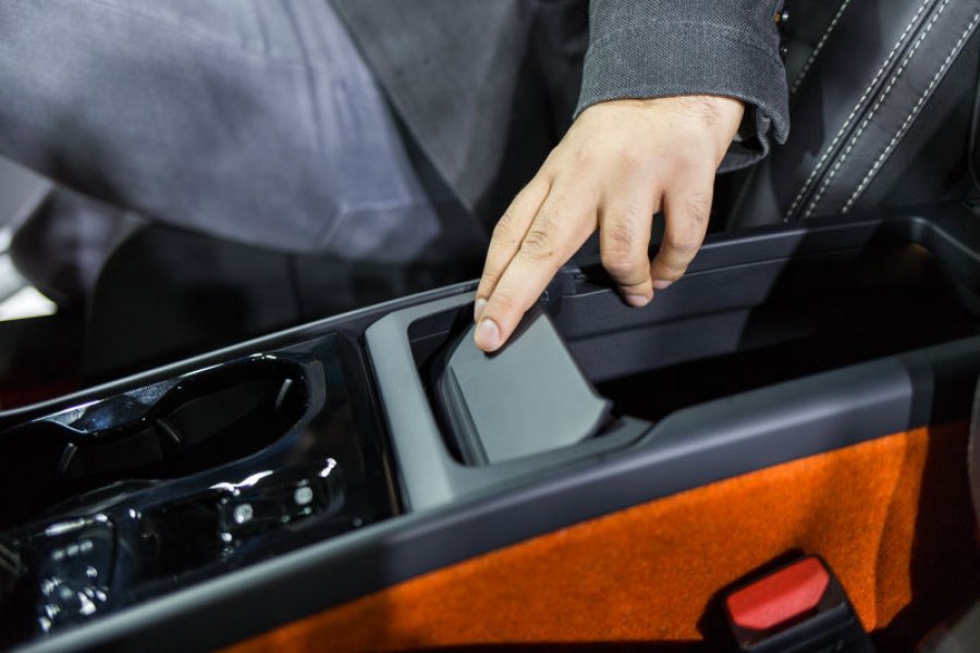 FOTO GALERI/ Mrekullia e Volvos, modeli XC40 ja kalon edhe Audit e BMW-së, ja arsyeja…