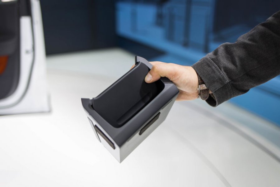 FOTO GALERI/ Mrekullia e Volvos, modeli XC40 ja kalon edhe Audit e BMW-së, ja arsyeja…