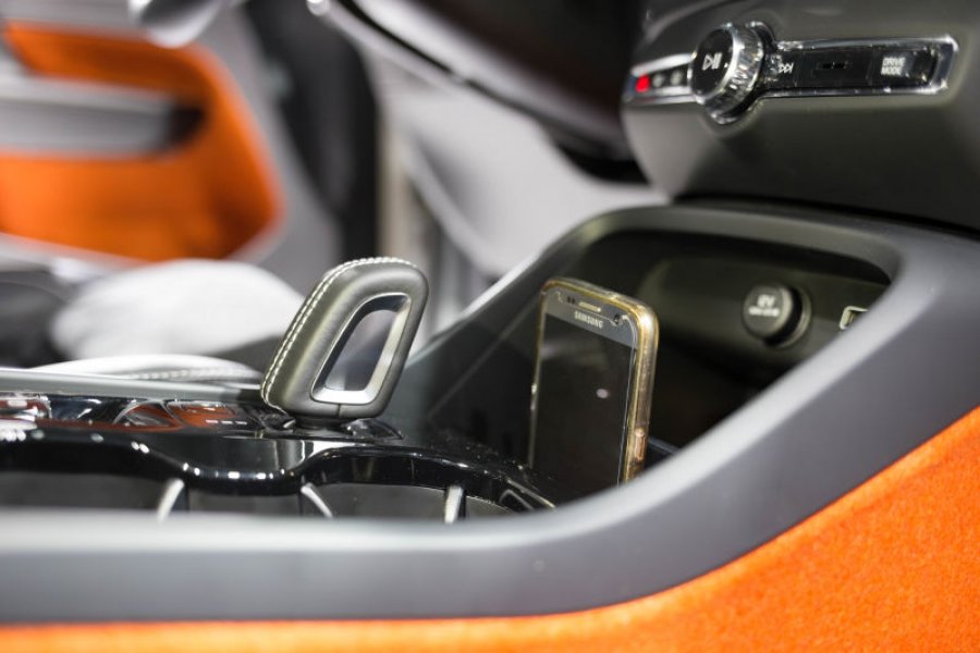 FOTO GALERI/ Mrekullia e Volvos, modeli XC40 ja kalon edhe Audit e BMW-së, ja arsyeja…