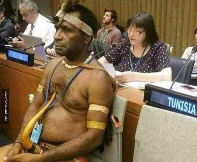 FOTO LAJM/ Ironizon ish-ministri: Edhe ky ka votuar kundër Amerikës, si Shqipëria