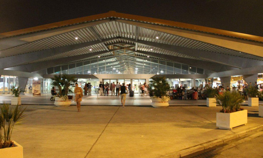 DETAJE/ Çifti me 5 kg heroinë në Bari, u nis nga Porti i Durrësit